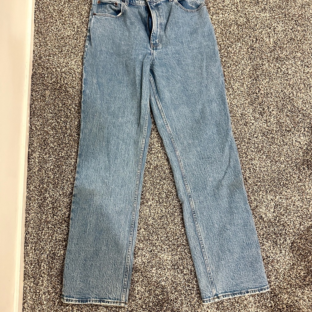 Abercrombie 90’s Straight Ultra High Rise Jeans size 10